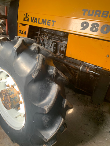 VENDO TRATOR VALMET modelo 980 - Foto 2