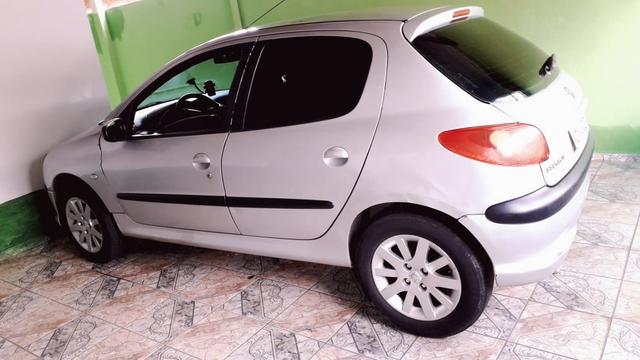 Peugeot 206 08/08 1.4 flex - Foto 4