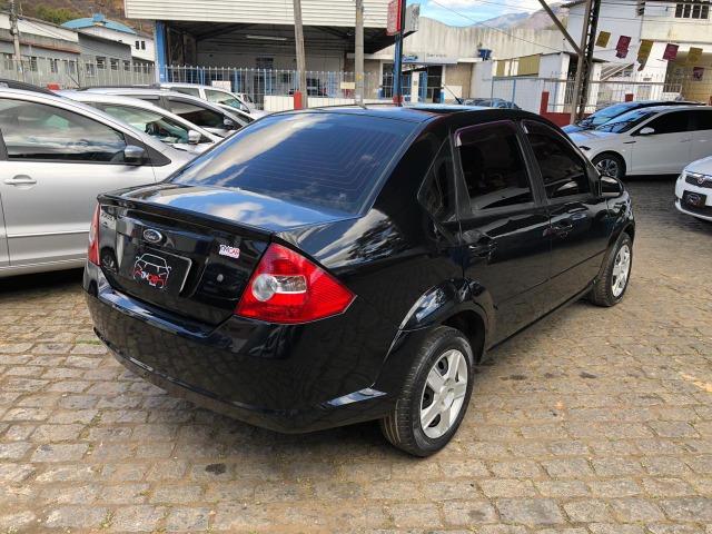 Ford Fiesta Sedan 1.0 Completo 2010 - Foto 5