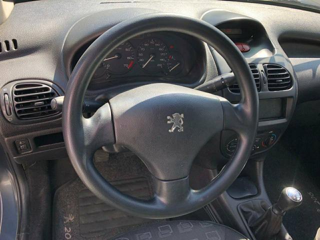 Peugeot 206 Hatch 2006 Presence Completo 1.4 Flex 4 Portas - Foto 9