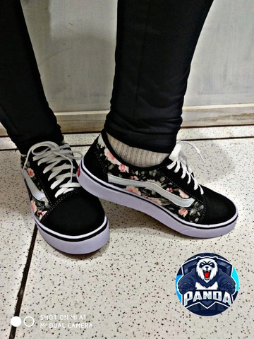 tenis feminino vans florido