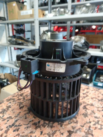 Motor do ventilador interno Ford Fiesta 04/12 - original - Foto 2