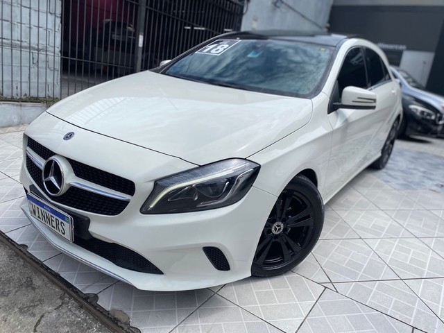 Mercedes a200 1.6 flex teto solar