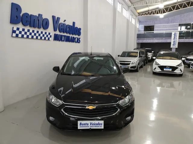 Chevrolet Onix 1.4 Mpfi Activ 4p em Novo Hamburgo