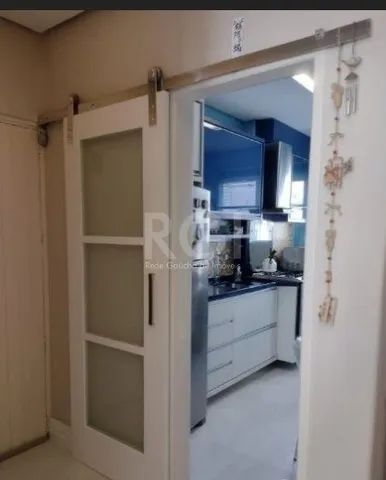 Lindo apartamento com 124 m² de área privativa e todo reformado.2Possui amplo living para  - Foto 7