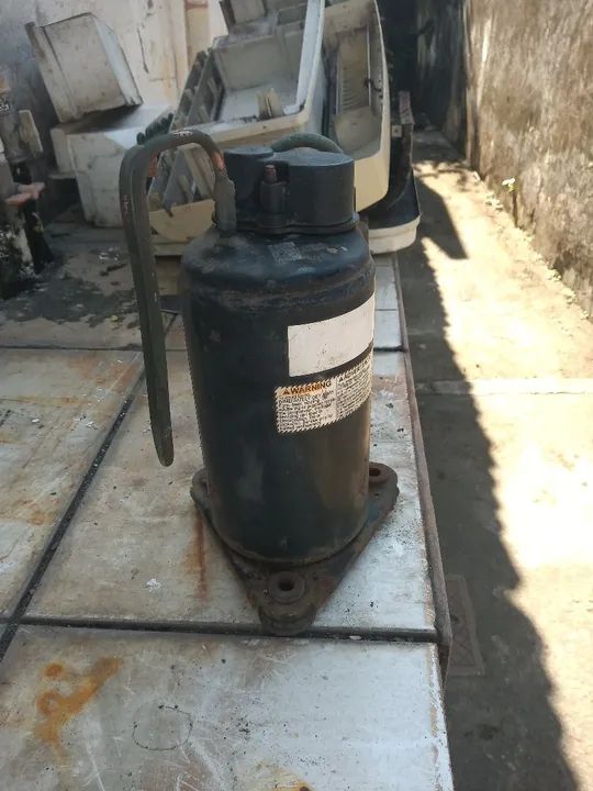 Vendo compressor de ar condicionado - Ar-condicionados - Rancho Novo ...