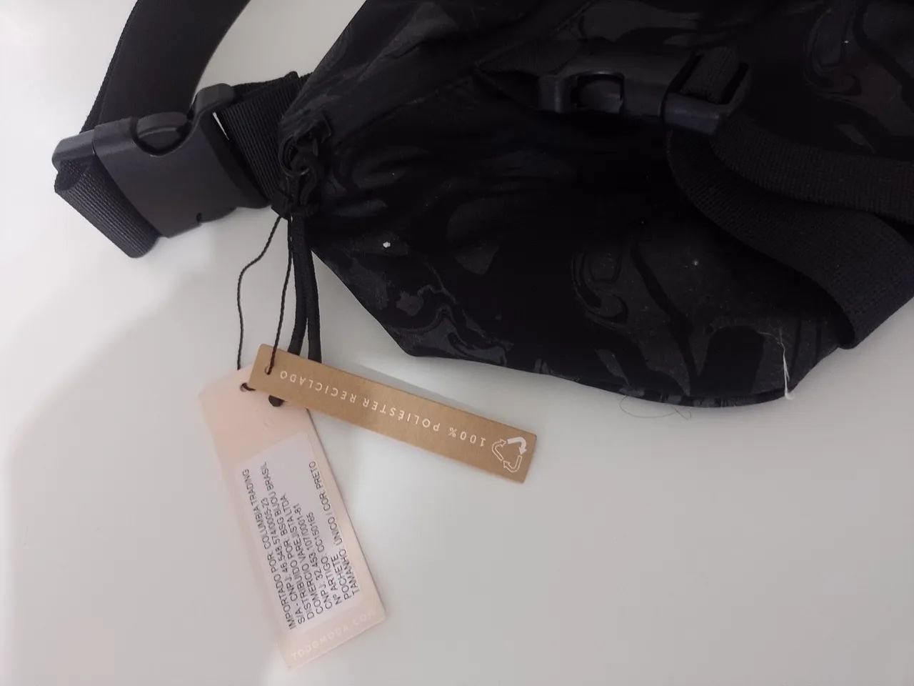 Pochete de cintura preta com 1 divisão  - Foto 3