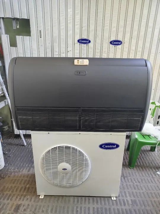 Carrier Space 36K 220v na cor preta 
