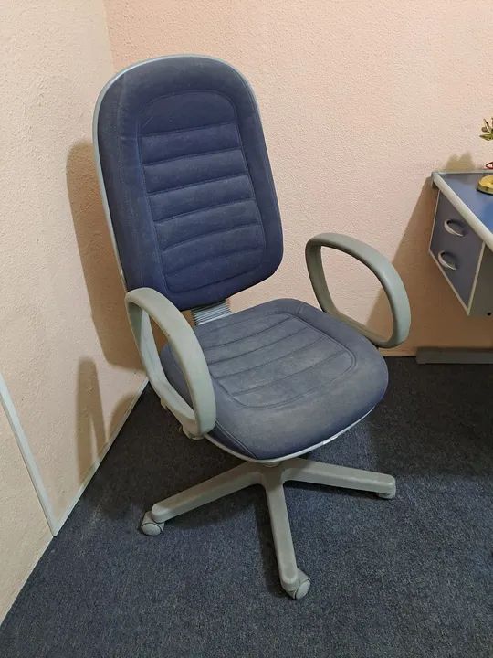 Cadeira Giratoria Escritorio - Foto 2