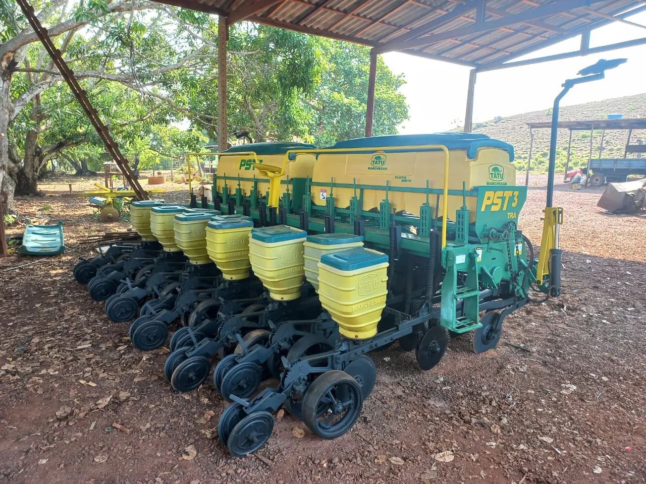 PLANTADEIRA PST3 TATU 12 LINHAS