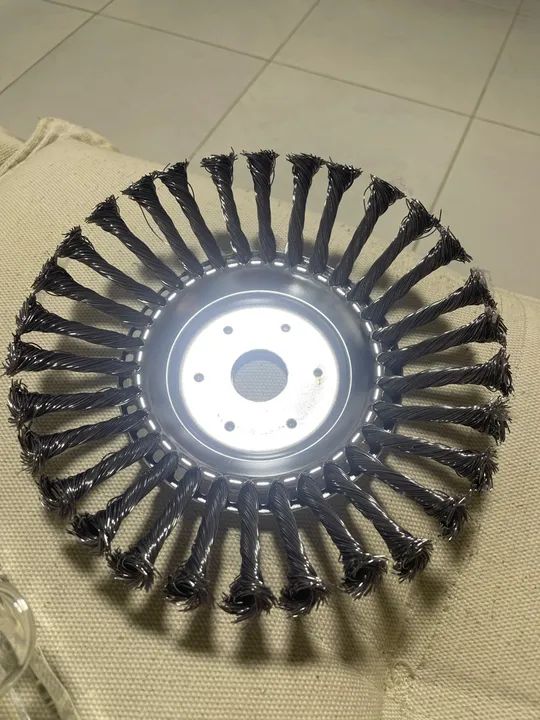 Escova de Aco Rotativa para Rocadeira Profissional Stihl Disco Universal Eletrica