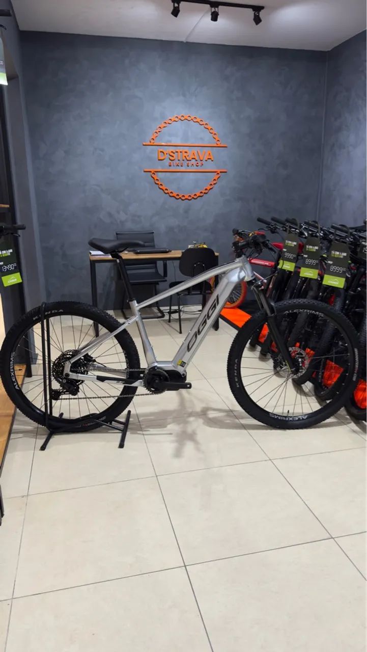 Bicicleta OGGI Elétrica BW 8.2 2025 