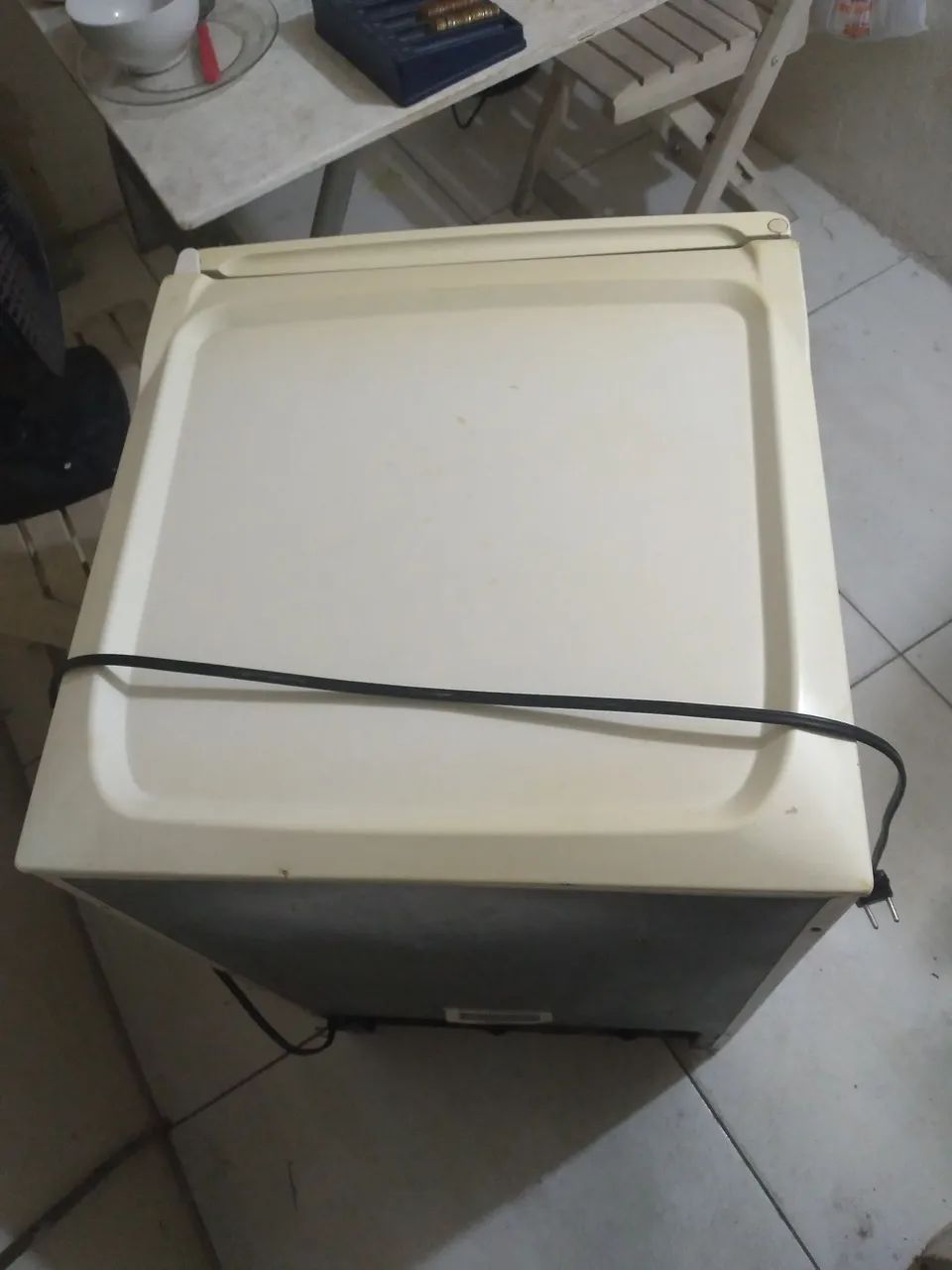 Mini Geladeira Compacta - Foto 4