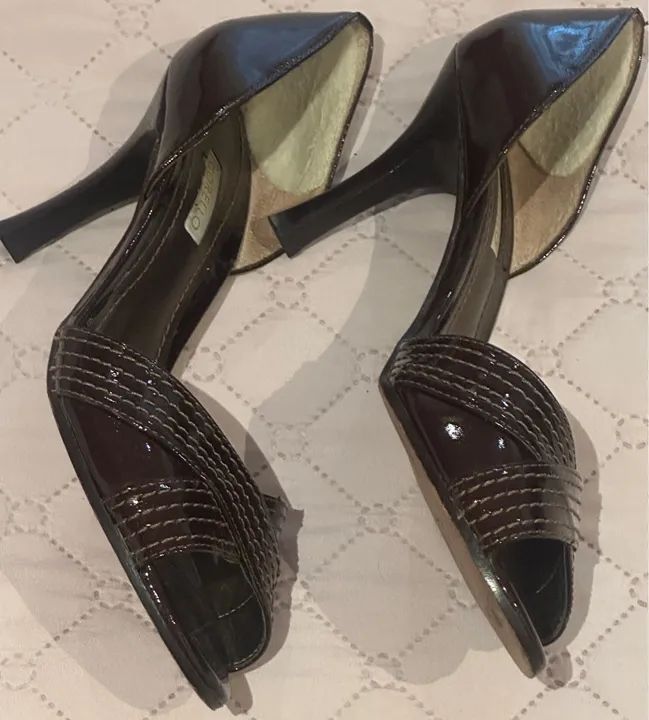Sapato Scarpin Verniz Marron - Foto 2