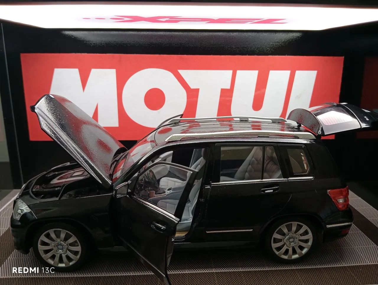 Top Miniatura GLK Class - Minichamps - escala 1/18 - Foto 3