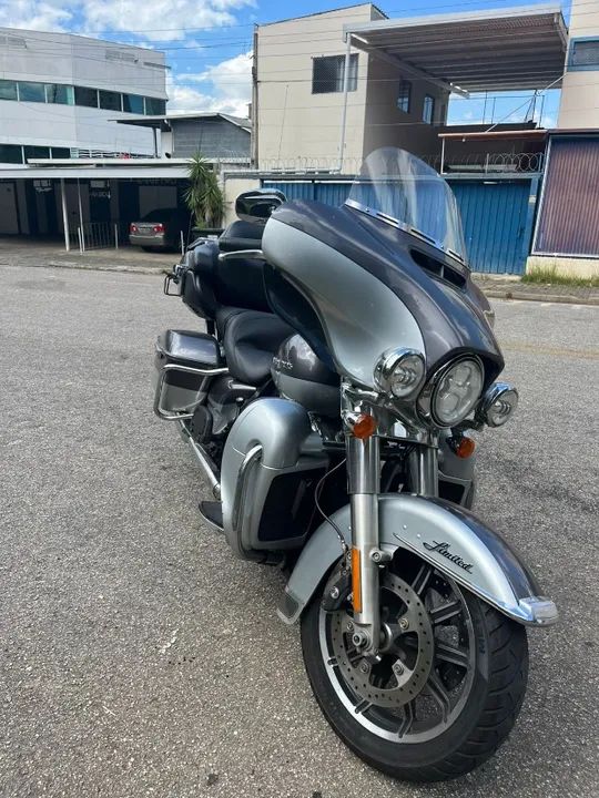 Harley Davidson Ultra 2014 com Ré - Conforto, Potência e Exclusividade!