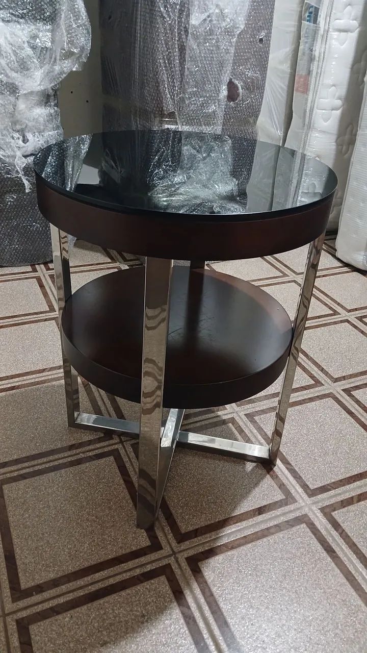 Round Corner Table with Glass Top493645469644892165