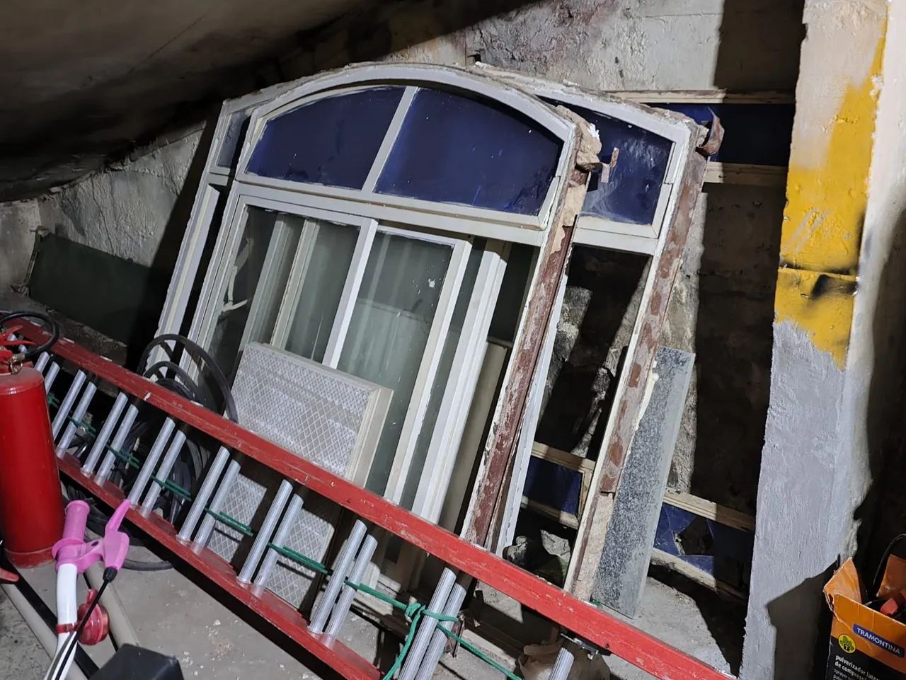 Metal Windows