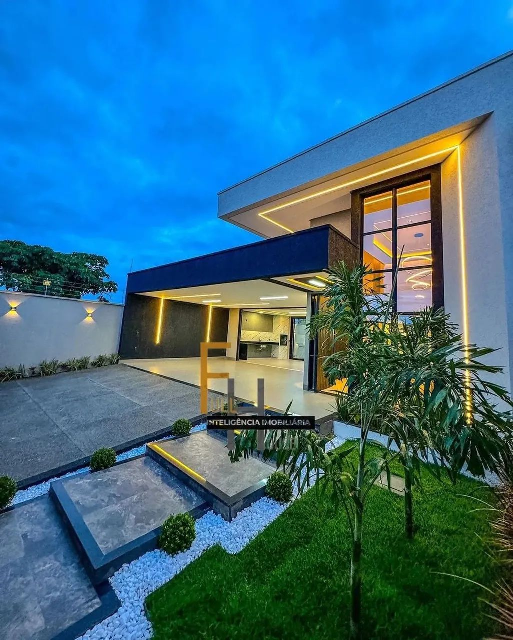 CASA MOINHO DOS VENTOS I 4 SUITES PLENAS I AREA GOURMET I PISCINA AQUECIDA I 360 M² I 4 VA