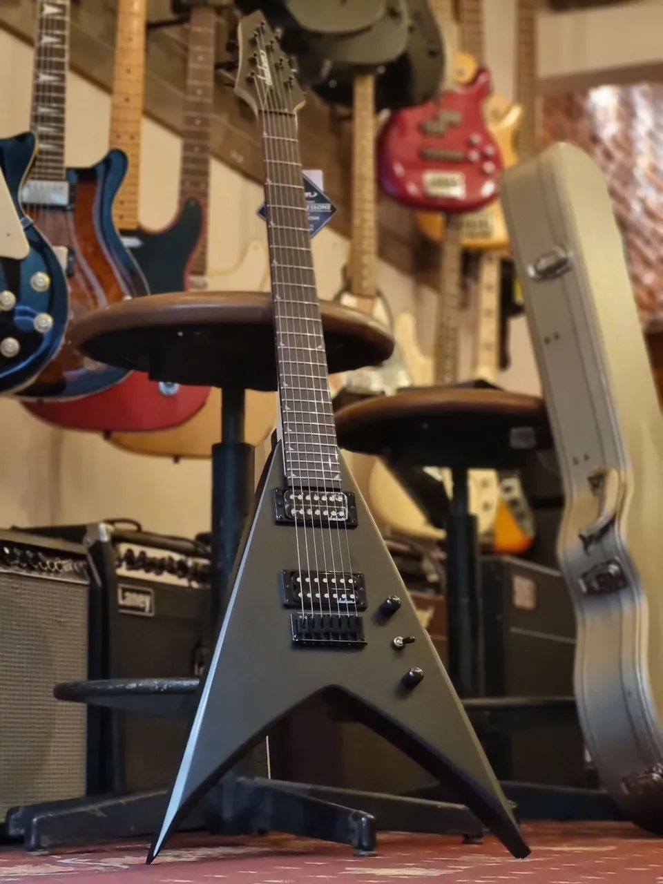 Guitarra Jackson King V 7c