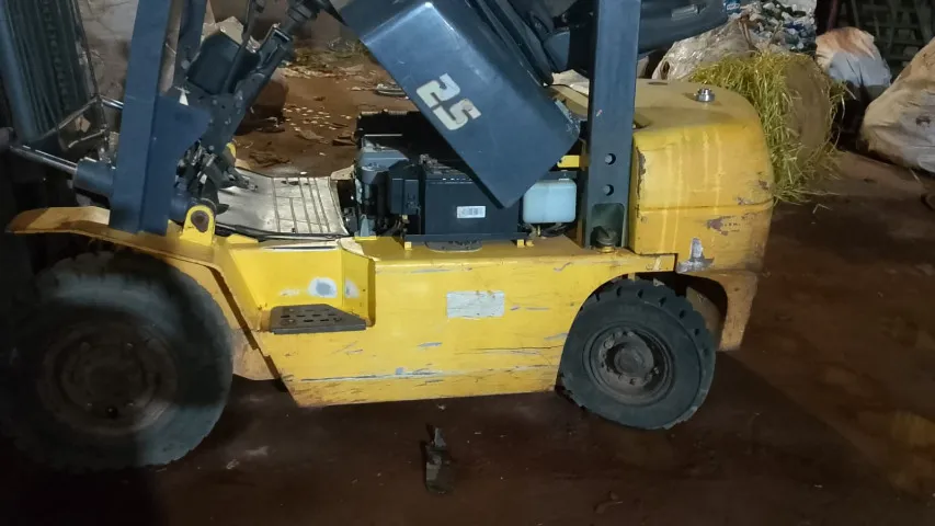 Empilhadeira a Diesel Combustivel, Preço: R$ 65.000,00 Mil