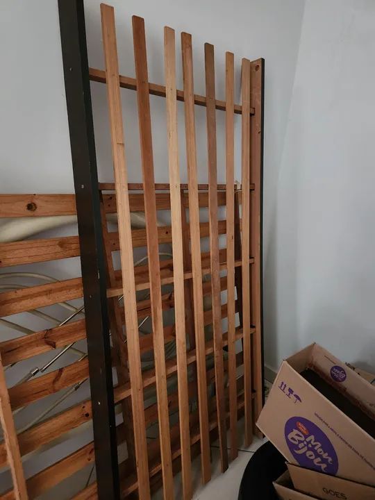 Cama solteiro em madeira  - Foto 3