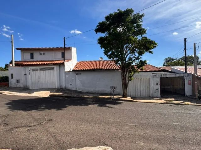 Foto - Botucatu - Parque dos Pinheiros