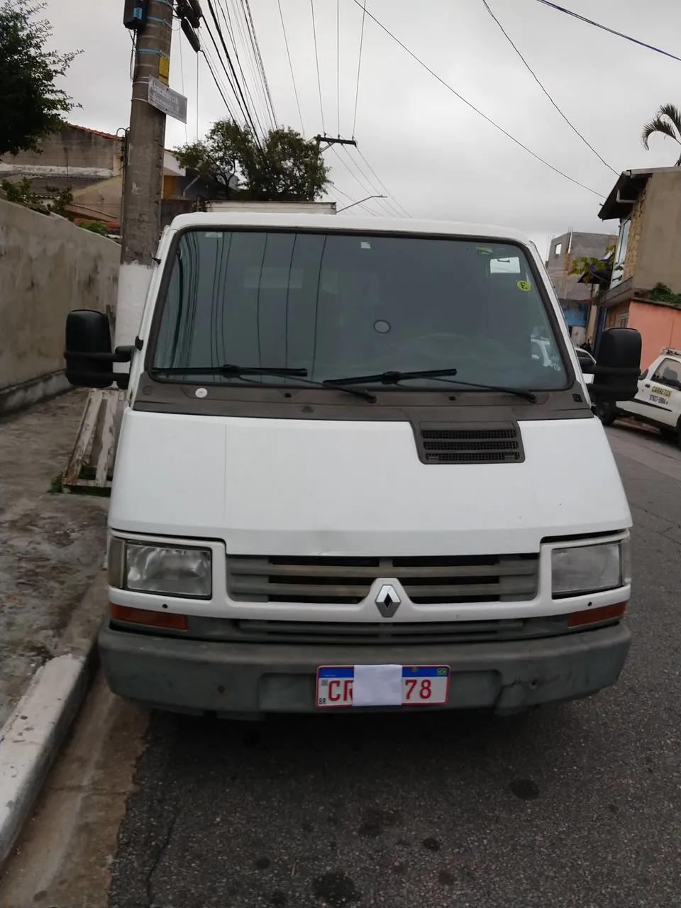 Renault Trafic 2.2 chassi curto gasolina Dh