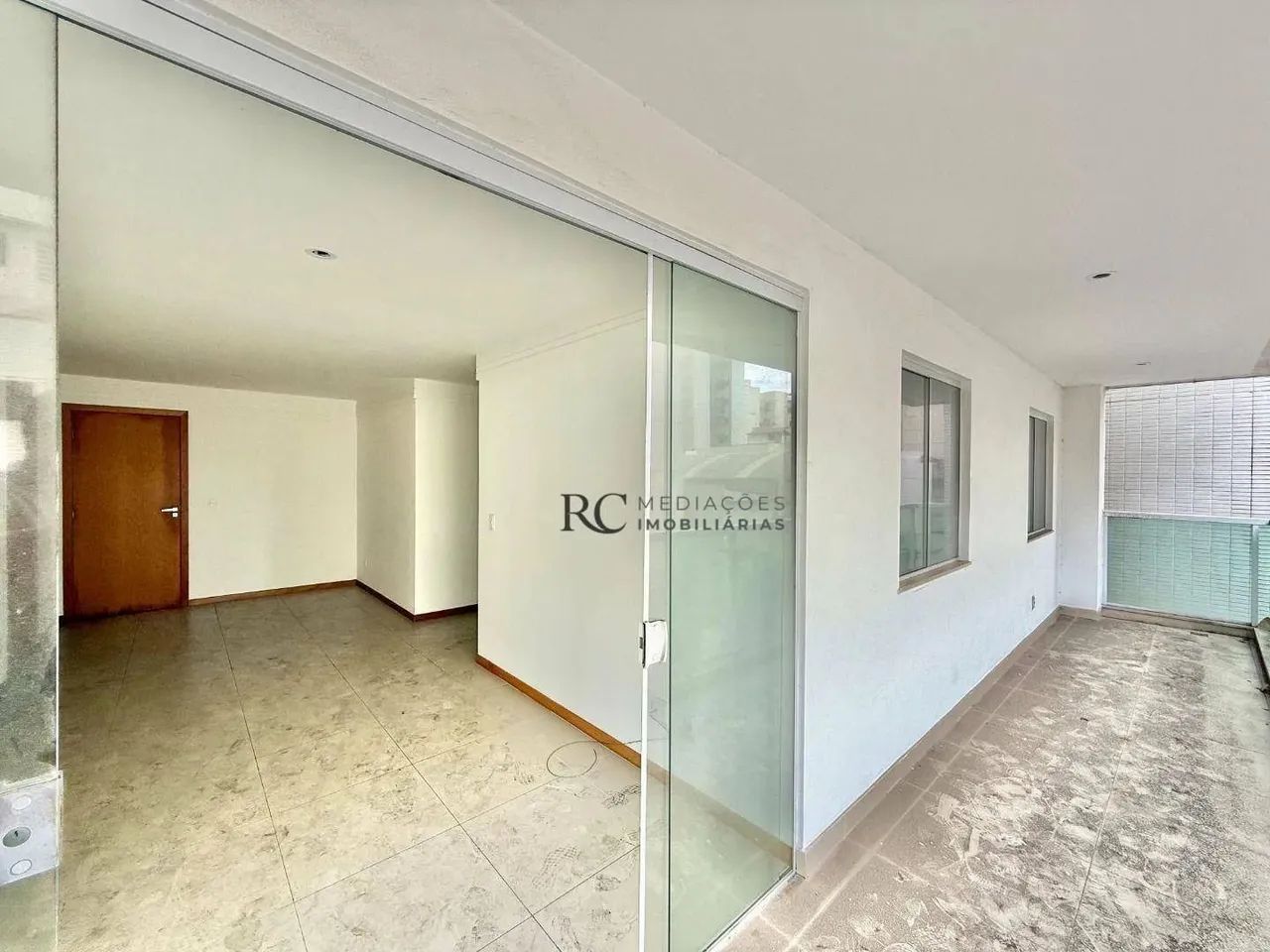 3 Quartos com 100m2 na Praia de Beverly Hills - Foto 5