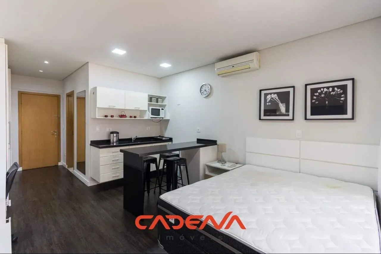 Studio à venda no Centro de Curitiba