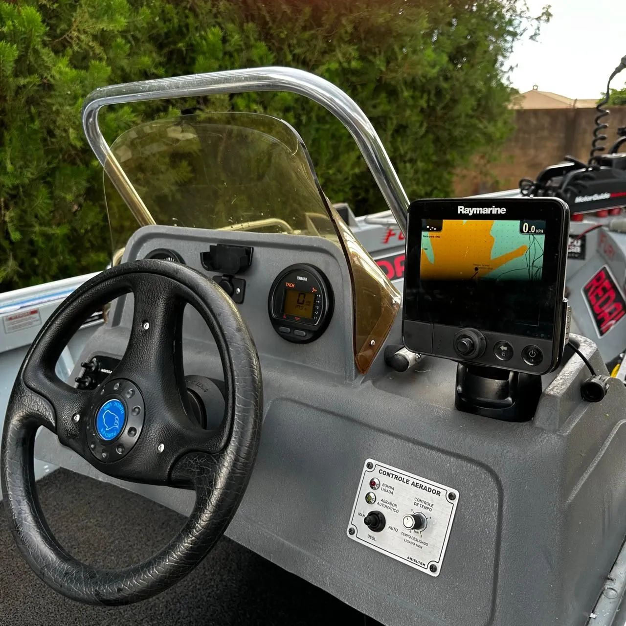 Lancha Levefort Marfin 5.5 CLX  60HP YAMAHA   4 TEMPO - Foto 2