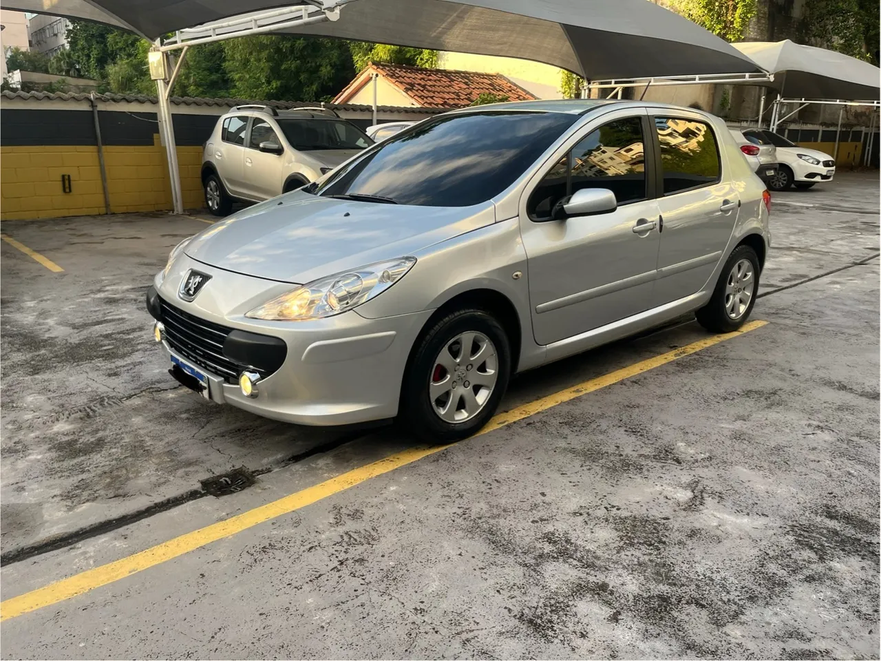 PEUGEOT 307 1.6 PR PK FLEX CARRO BEM CONSERVADO.