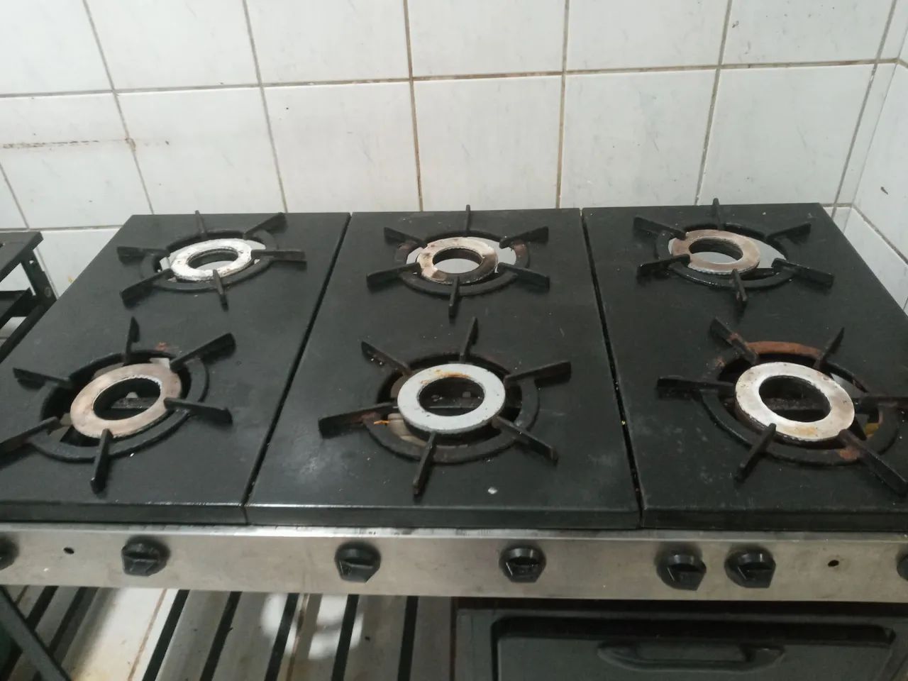 Fogão industrial 6 Bocas com Forno - Foto 2