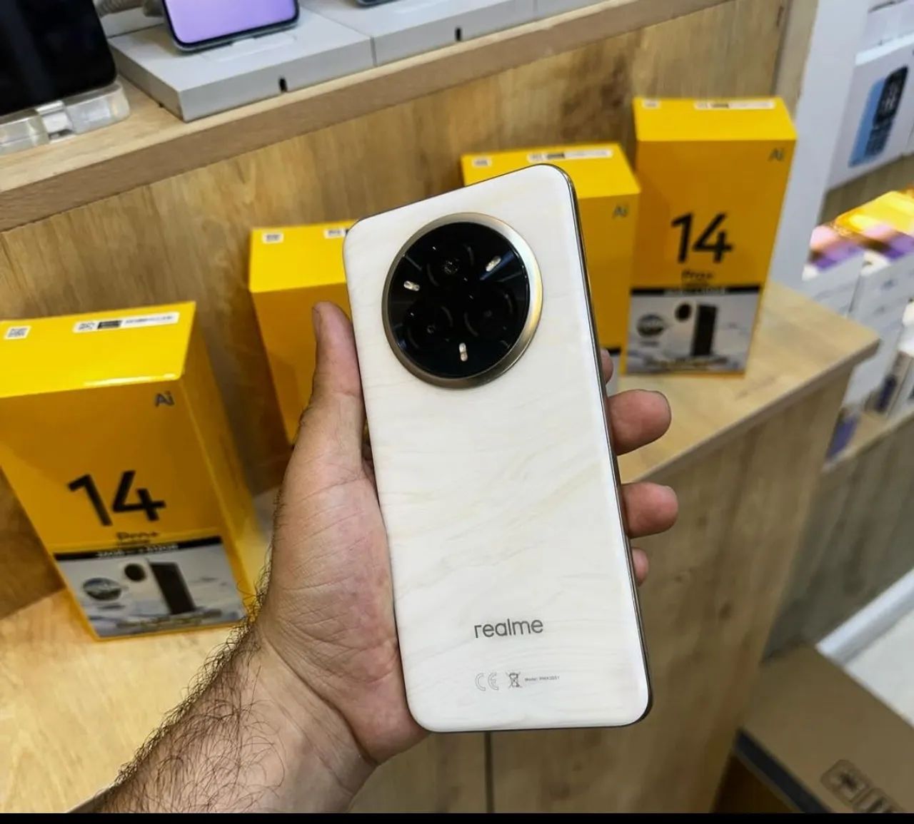 Realme 14 pro + branco 512GB lançamento  - Foto 3