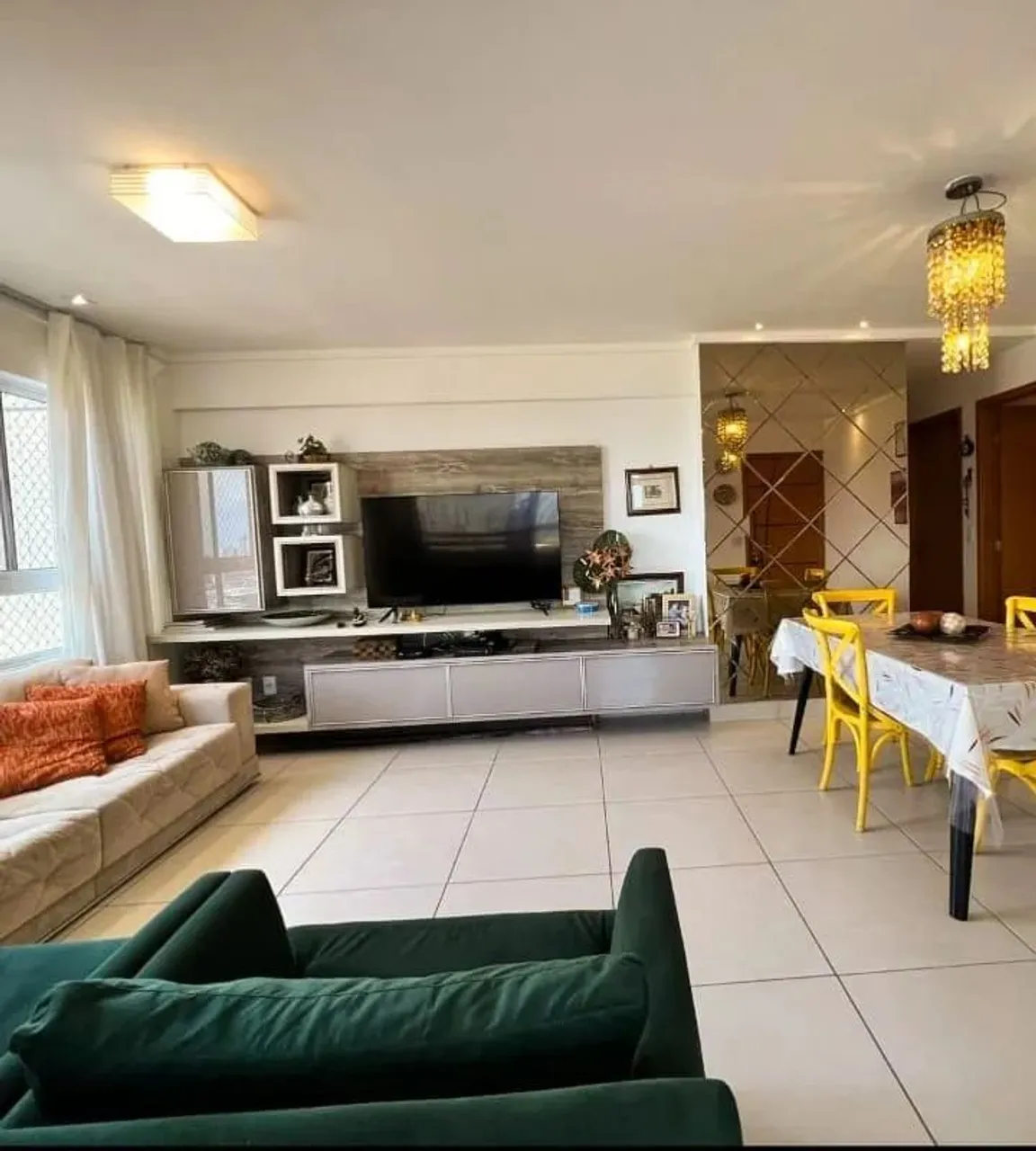 Evidence - Estados - Condominium Club - Andar alto - 132m² - 03 suítes + DCE - 03 vagas -