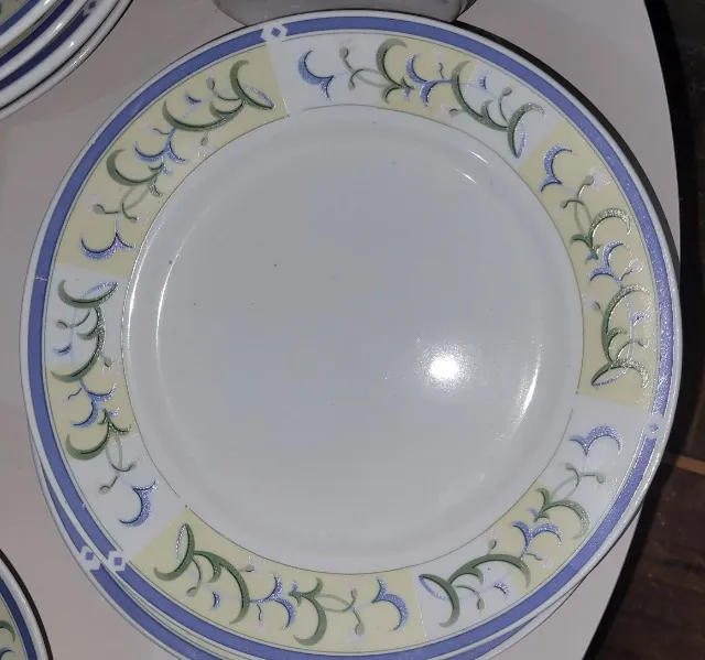 Conjunto de Pratos Fundos, Pratos Rasos, Pratos Sobremesa em Cerâmica