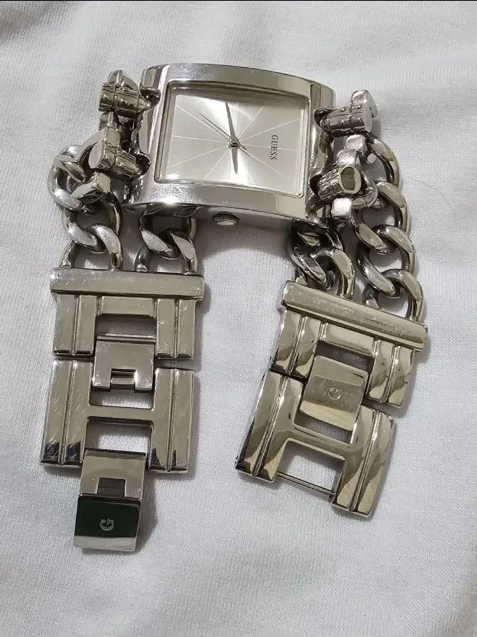 Relógio Guess Original prateado