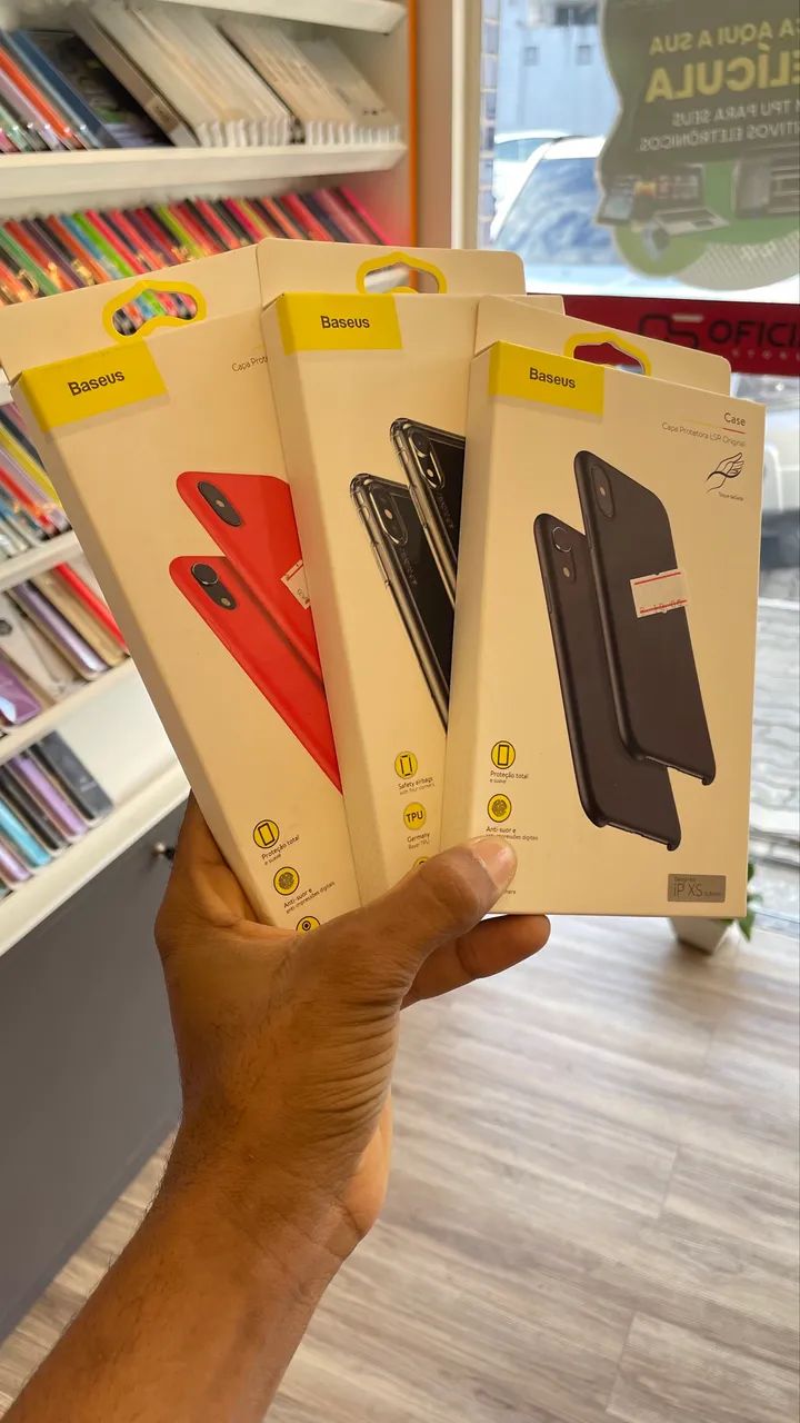 CAPA ORIGINAL BASEUS IPHONE X/XS TRANSPARENTE, Preta e Vermelha - Foto 3