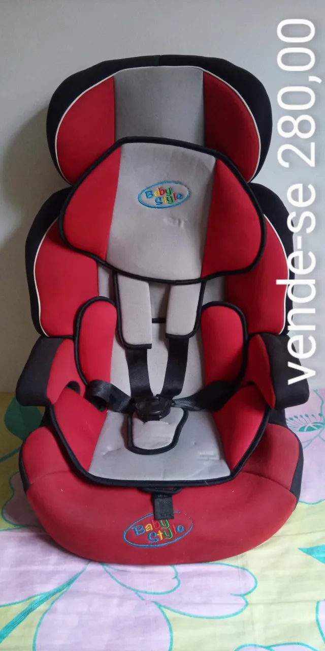 Cadeirinha de automóvel infantil
