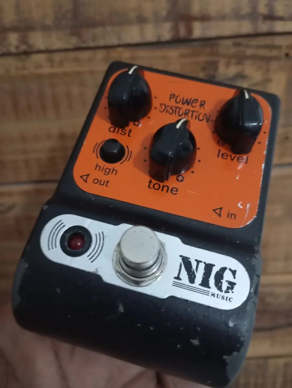 Pedal Power Distortion