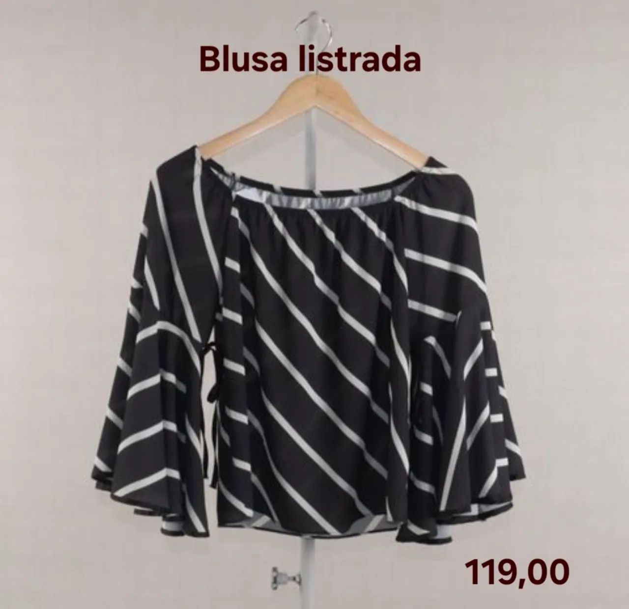 Blusa listrada manga flare