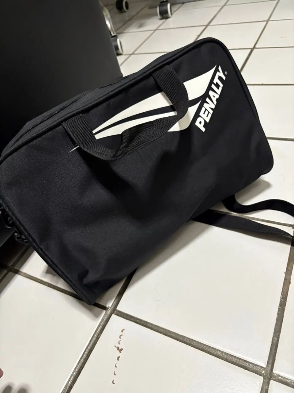 Bolsa Penalty Preta