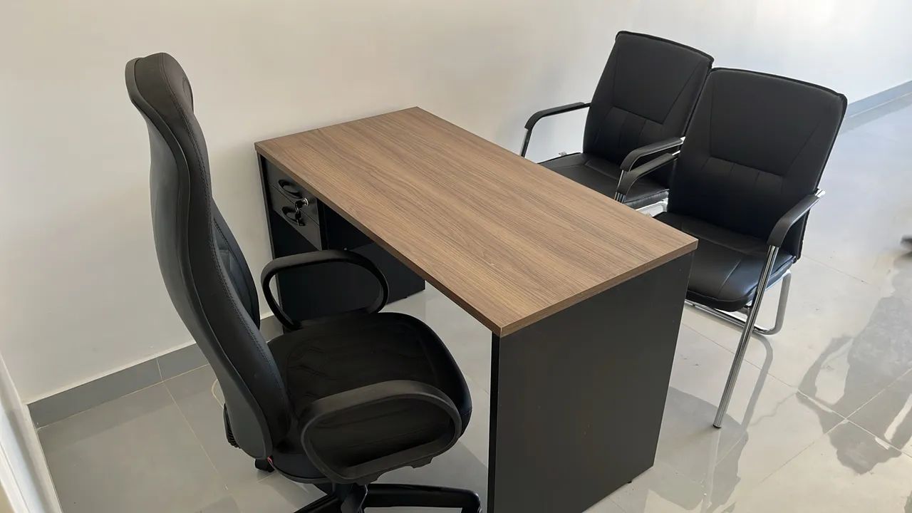Móveis de escritório em geral 