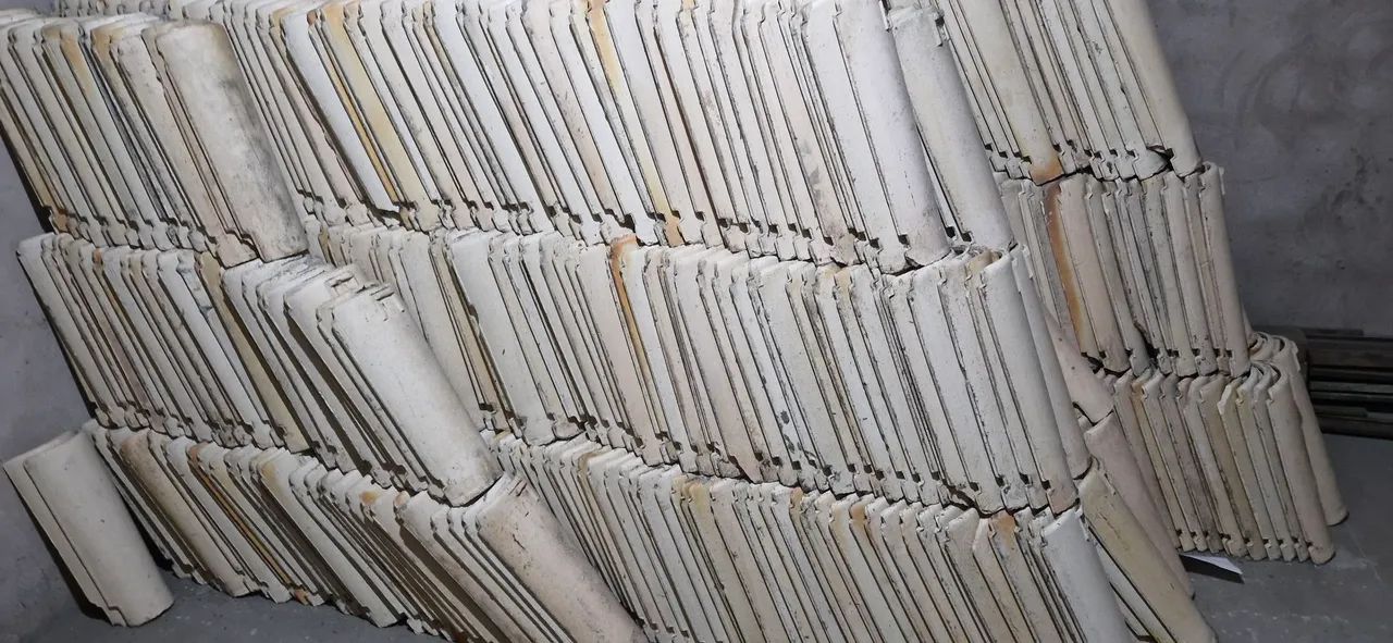 Telhas cerâmica usada