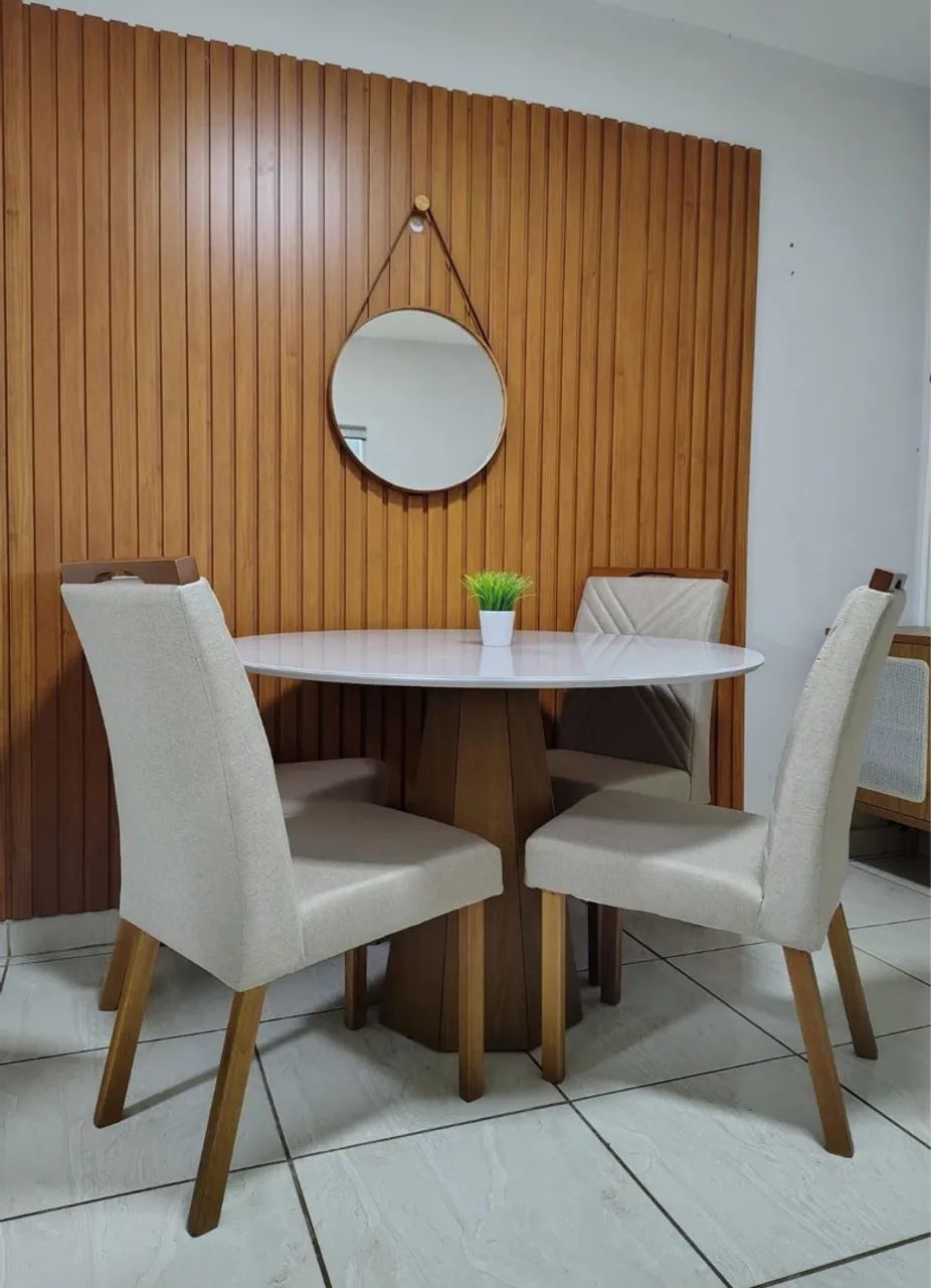 Mesa de Jantar Redonda com 4 Cadeiras Elegantes - Foto 3