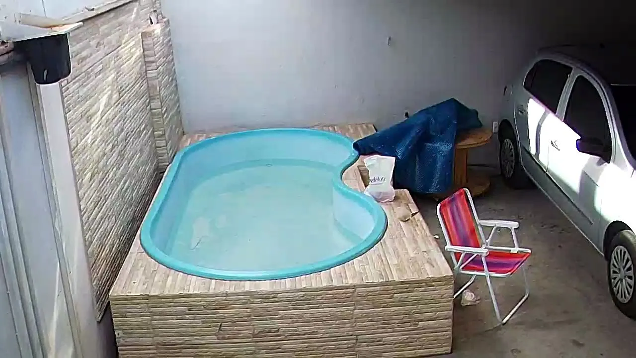 Piscina feijao 3200l tem Aquecedor e lona térmica