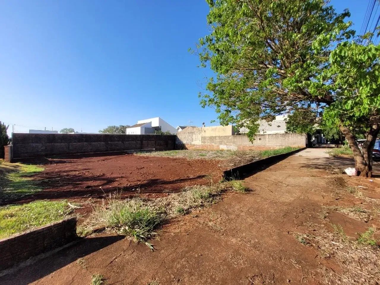 Terreno para alugar em Maringá, Jardim Imperial, com 498.6 m²