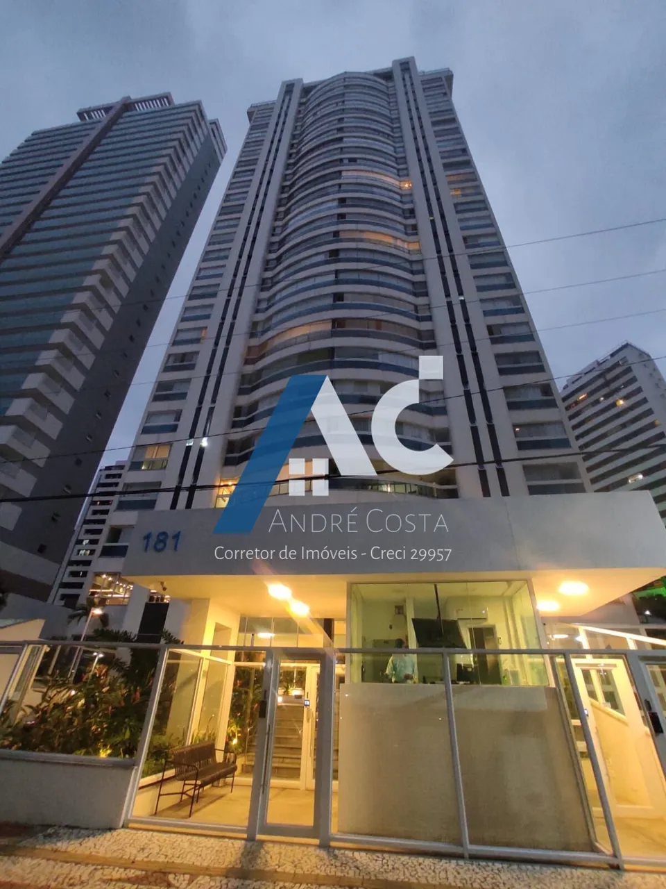 Aluguel apartamento Alto Padrão com 4 suites no Sky Residence Aquários - SEMI MOBILIADO