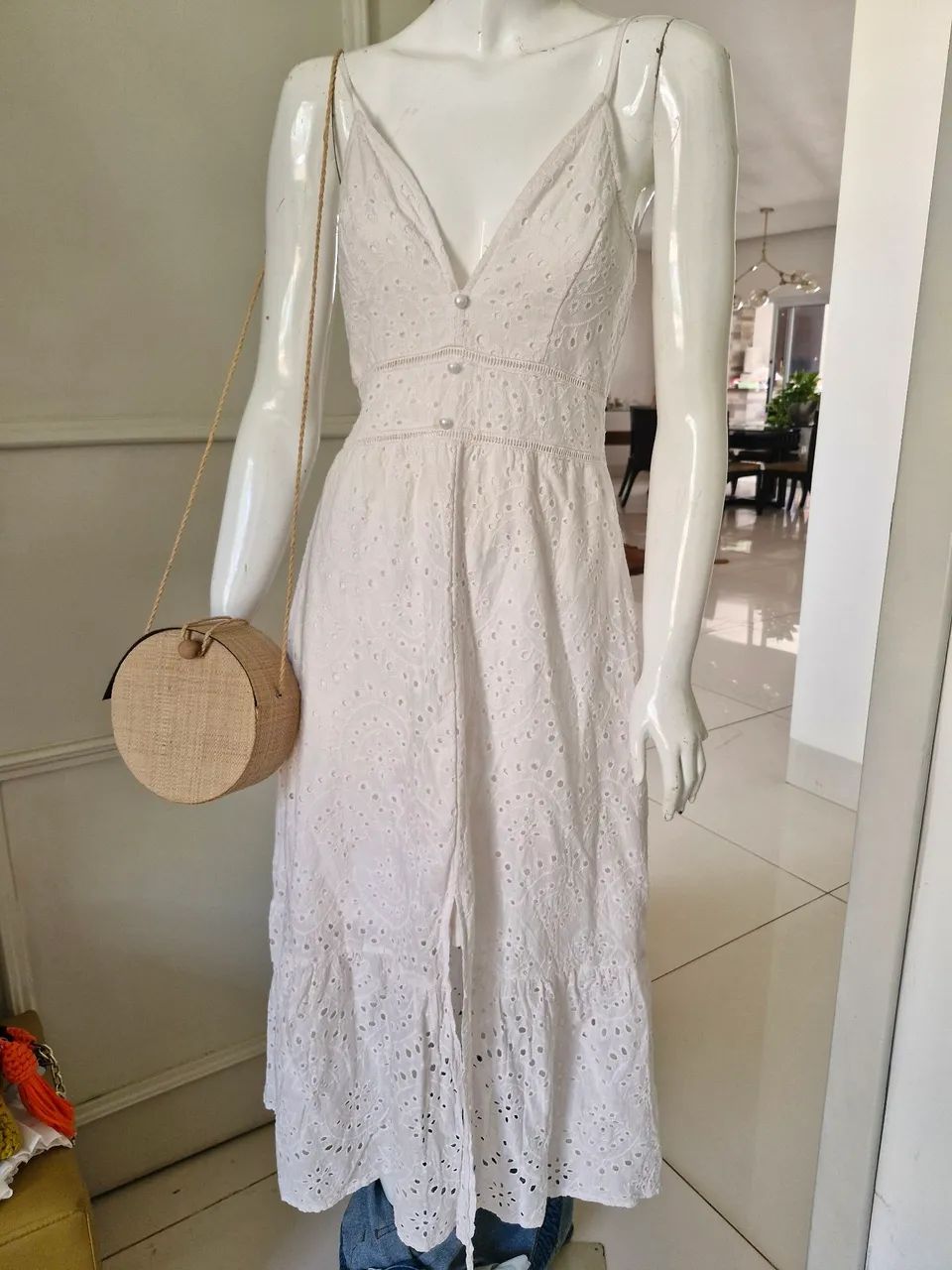 Vestido branco com bordado em algodão - Foto 2