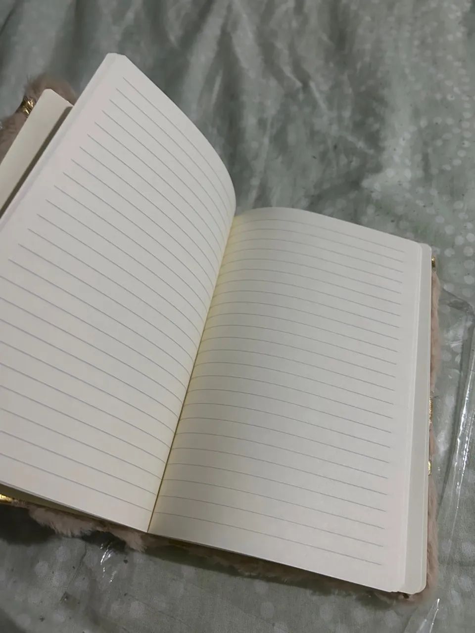 Caderneta de pelúcia  - Foto 3